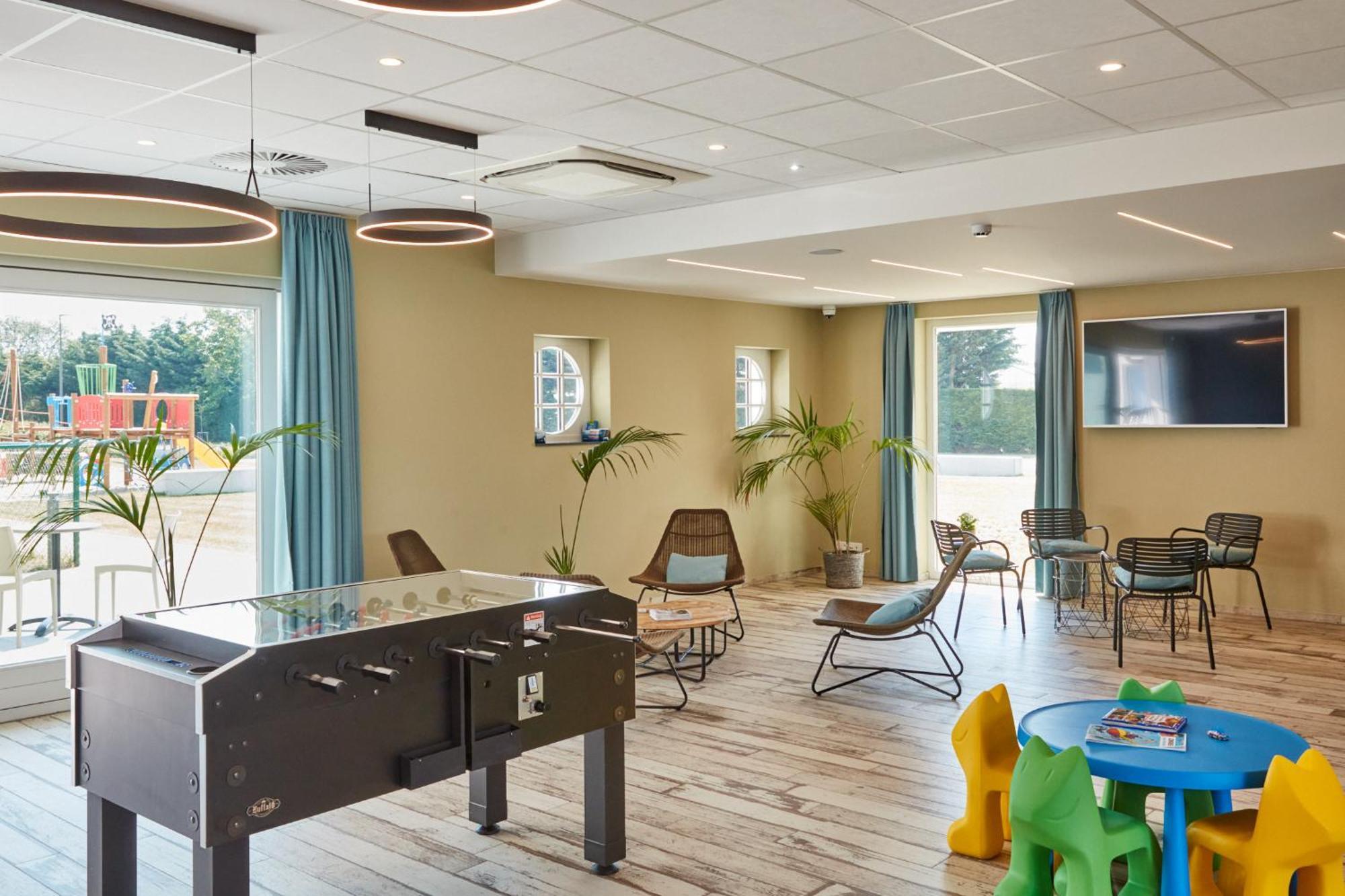Holiday Suites 니우포르트 외부 사진